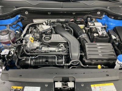 2025 Volkswagen Taos SE