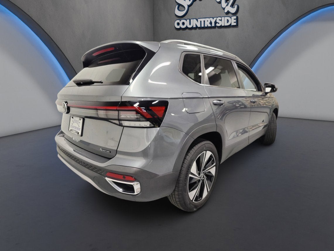 2025 Volkswagen Taos SE 4-Motion AWD