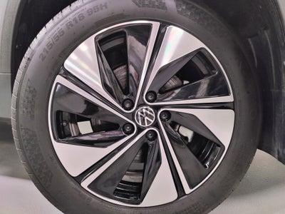 2025 Volkswagen Taos SE 4-Motion AWD