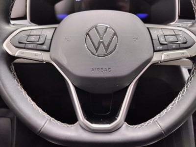 2025 Volkswagen Taos SE 4-Motion AWD