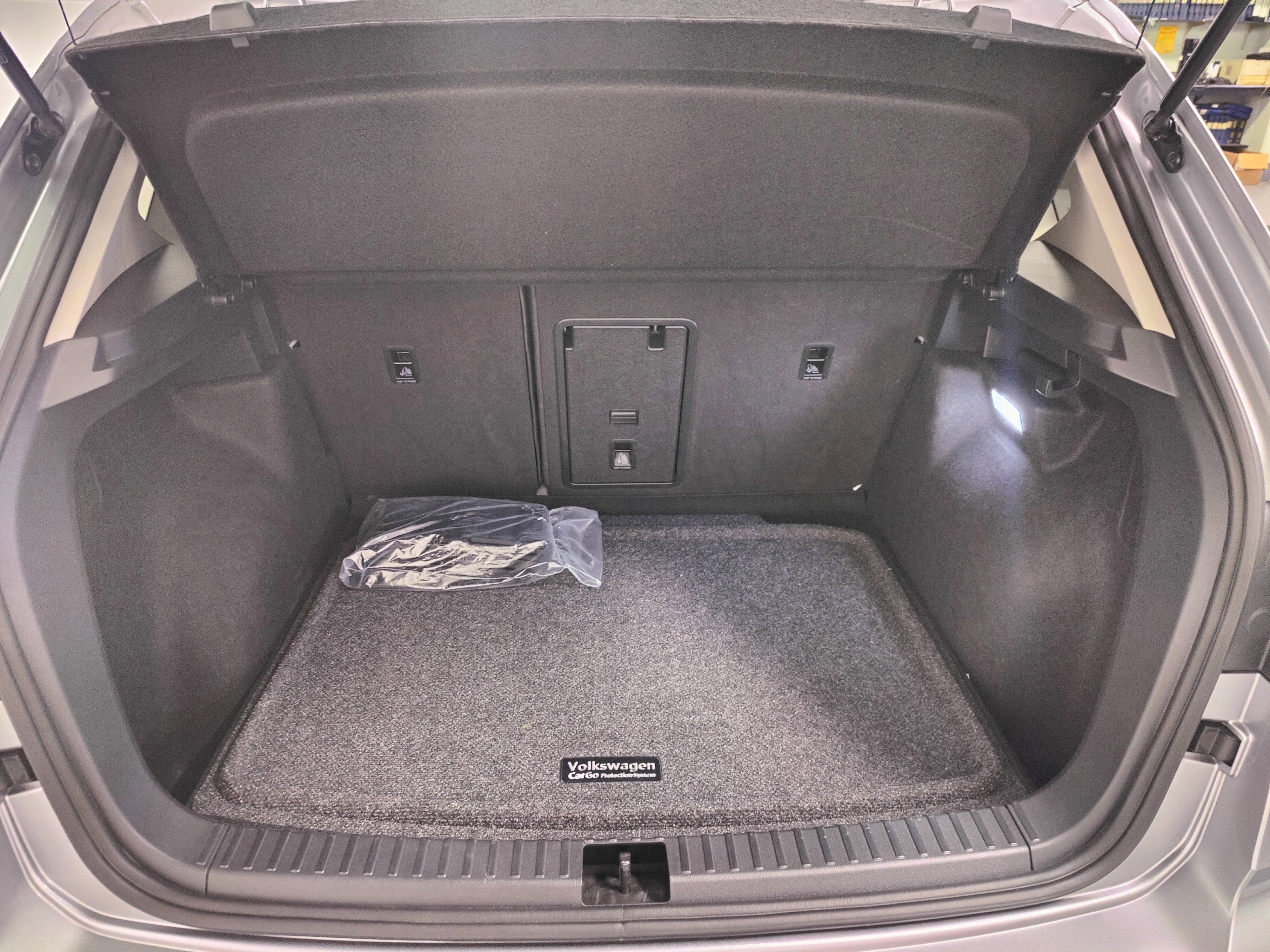 2025 Volkswagen Taos SE 4-Motion AWD