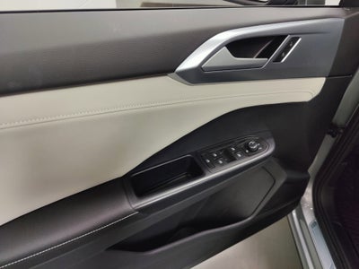 2025 Volkswagen Taos SE 4-Motion AWD