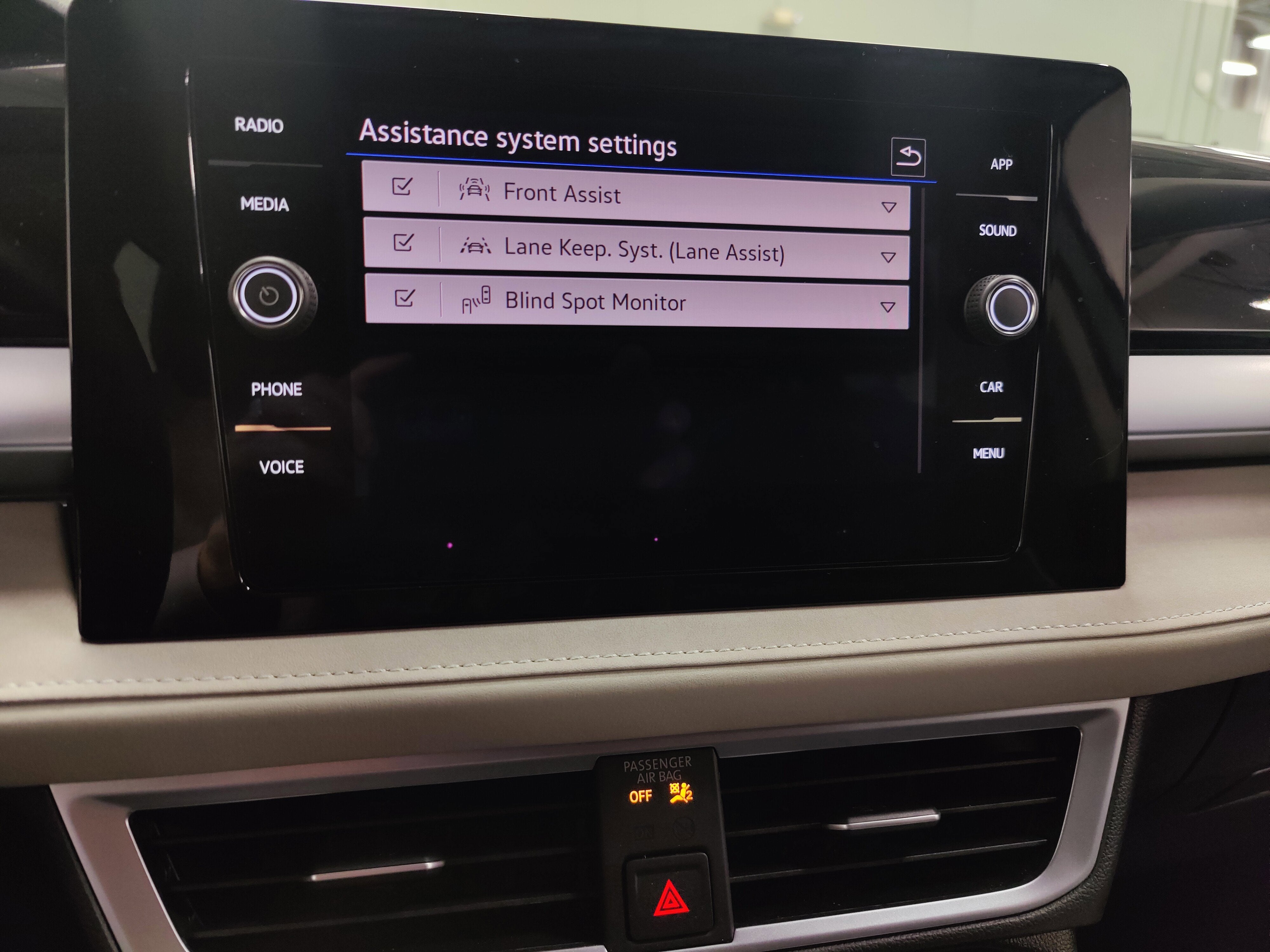 2025 Volkswagen Taos SE 4-Motion AWD