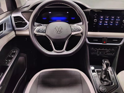 2025 Volkswagen Taos SE 4-Motion AWD