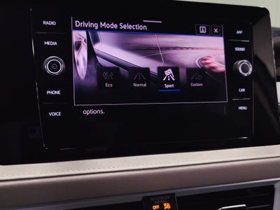 2025 Volkswagen Taos SE 4-Motion AWD