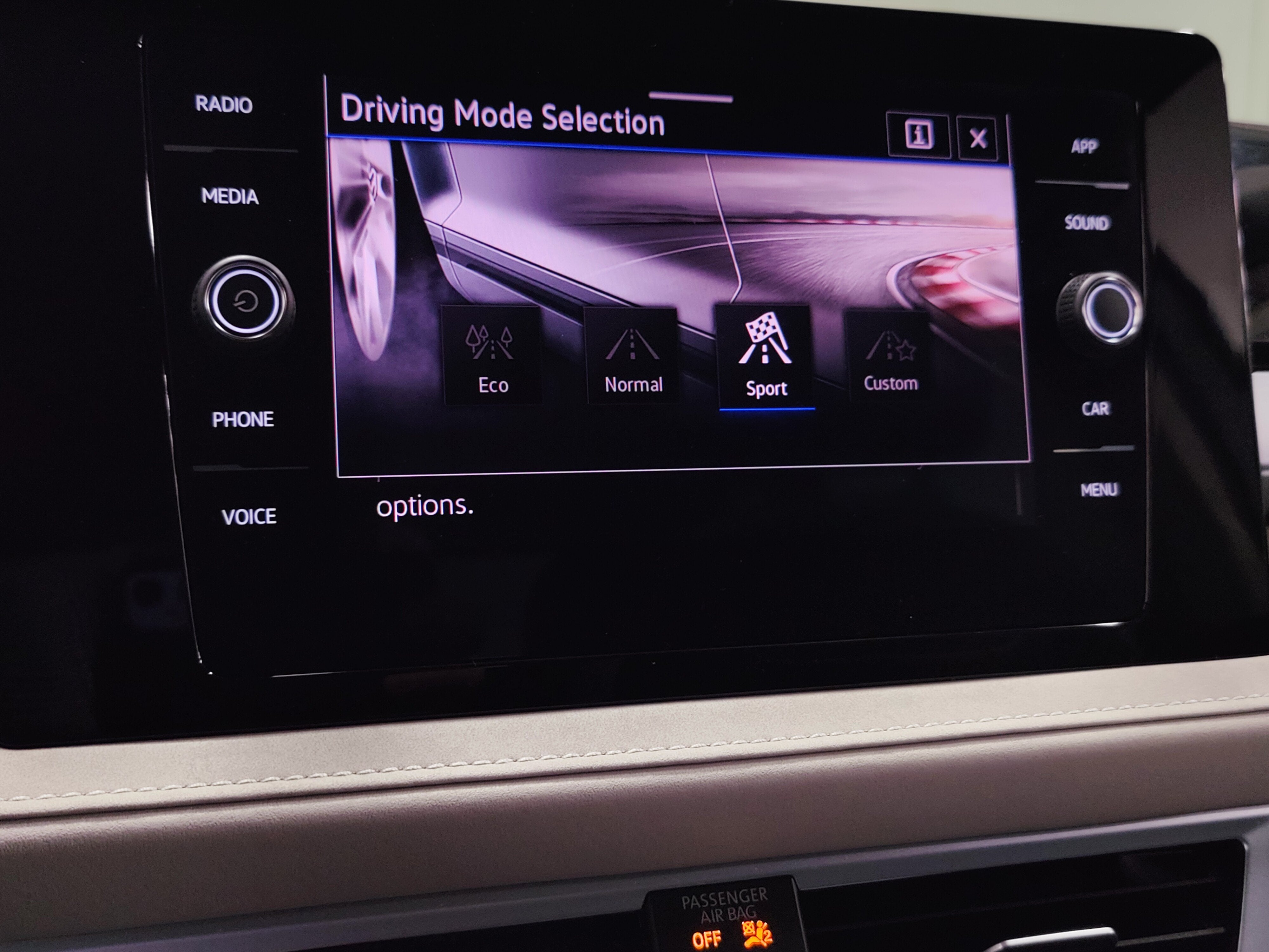 2025 Volkswagen Taos SE 4-Motion AWD