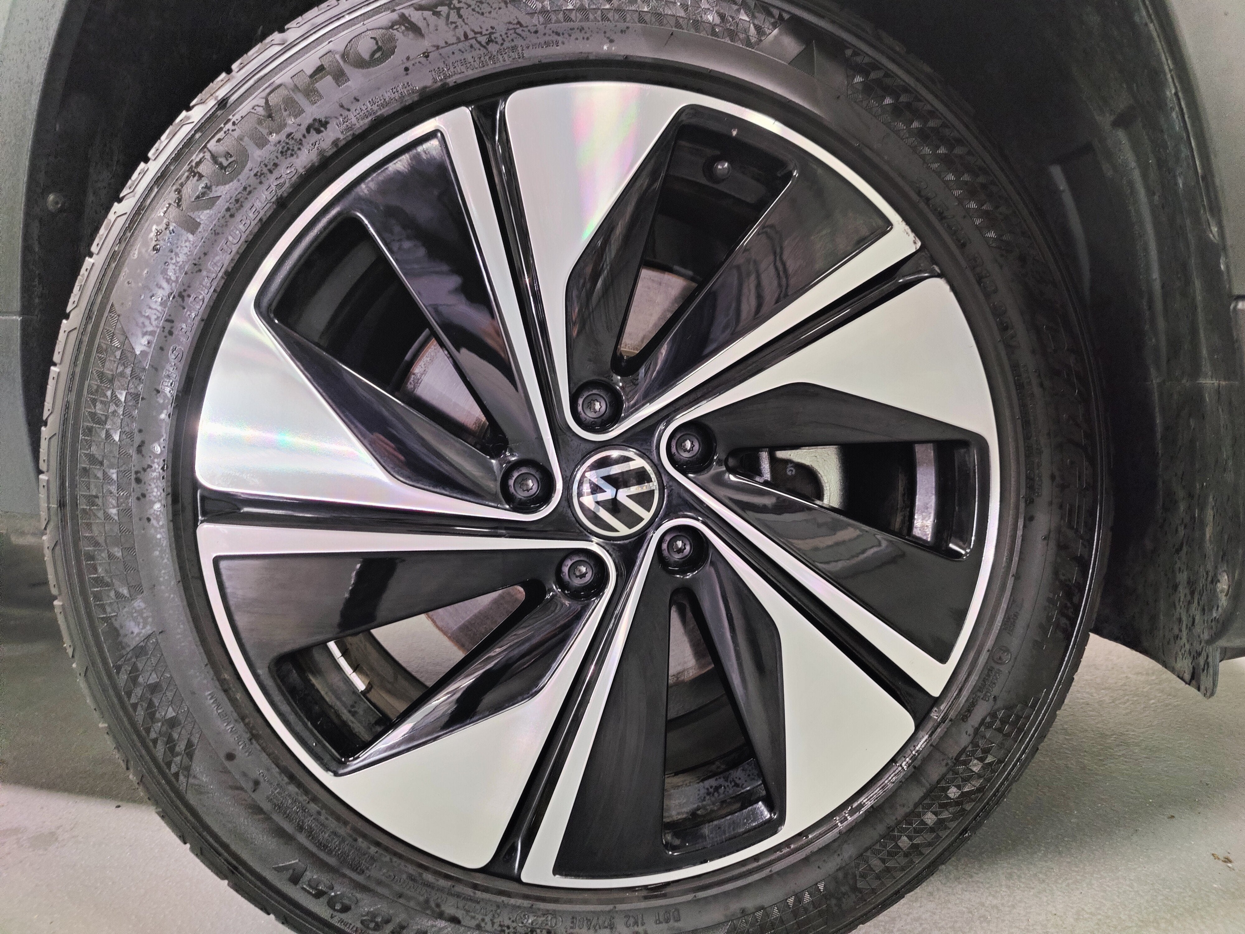 2025 Volkswagen Taos SE 4-Motion AWD