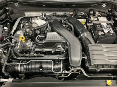 2026 Volkswagen Taos SE