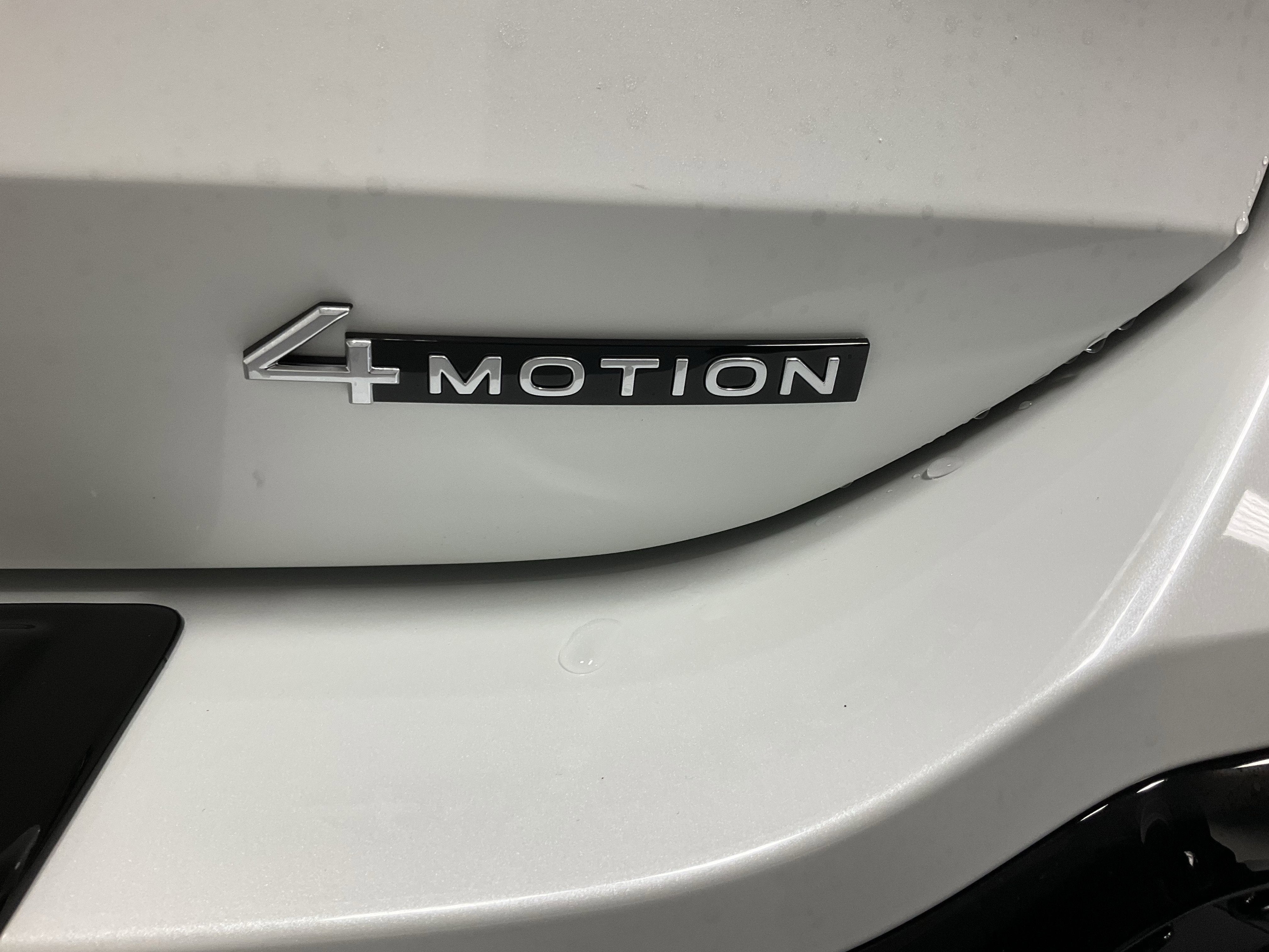 2026 Volkswagen Tiguan SEL R-Line Turbo