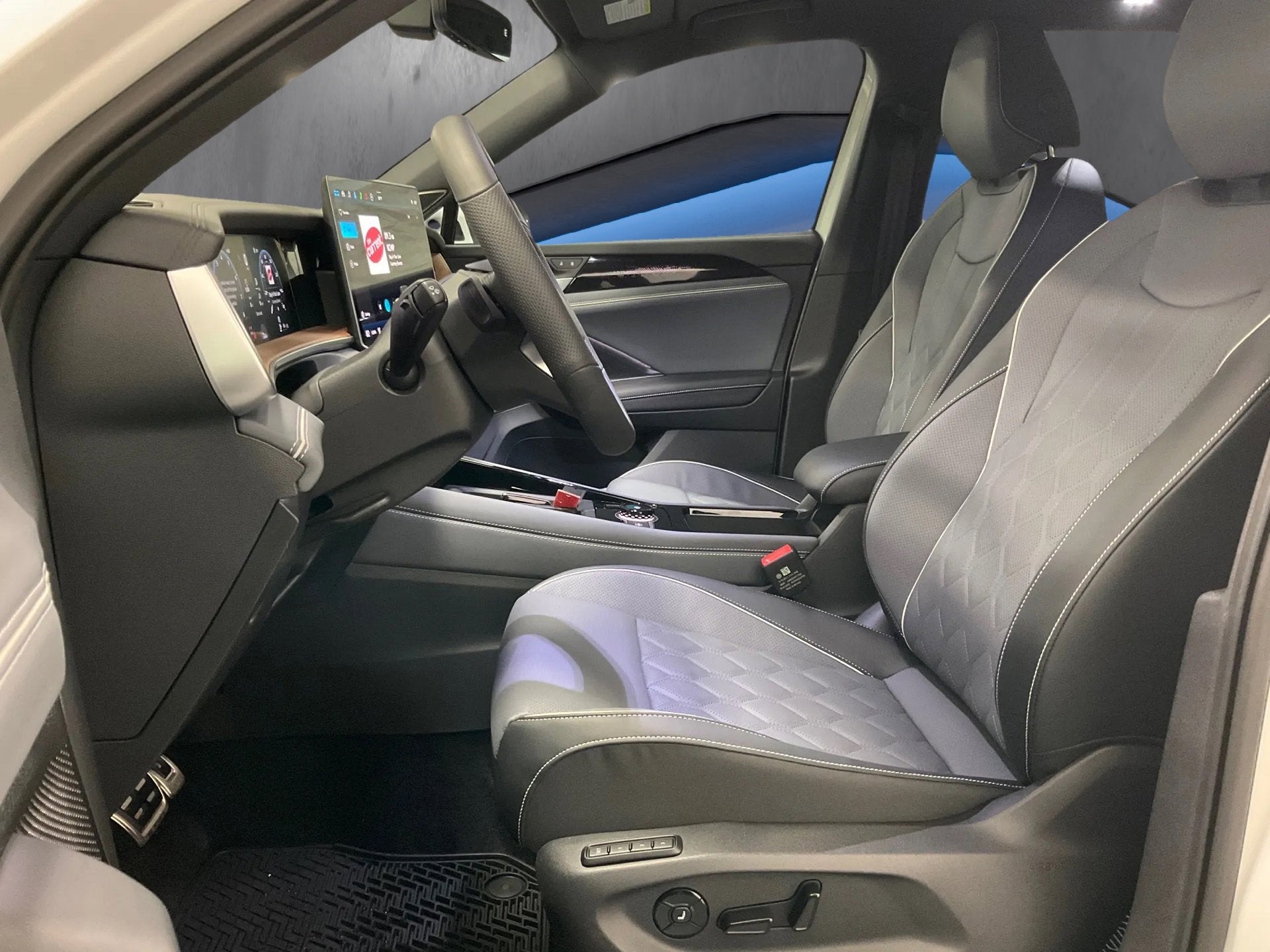 2026 Volkswagen Tiguan SEL R-Line Turbo