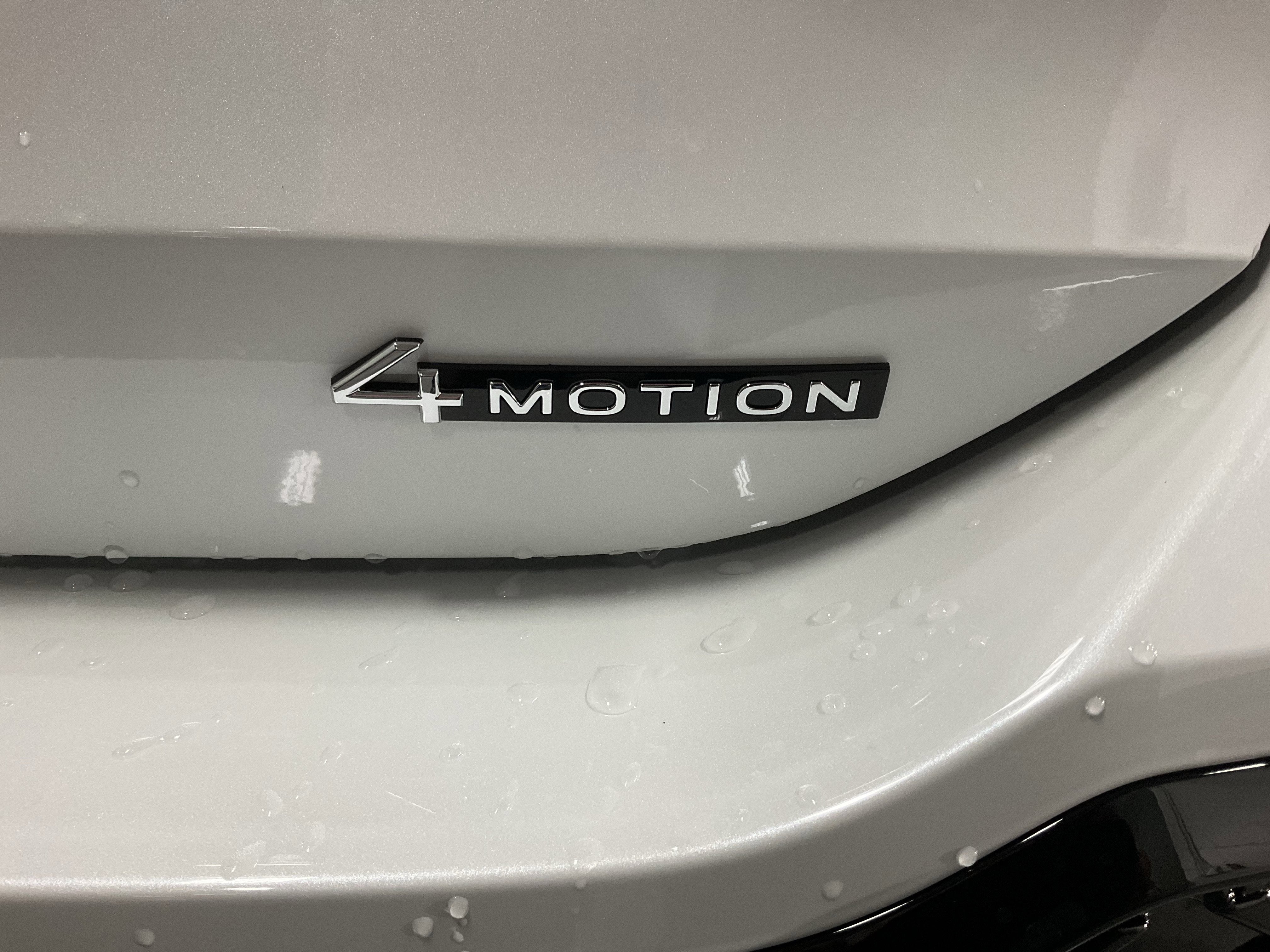 2026 Volkswagen Tiguan SEL R-Line Turbo