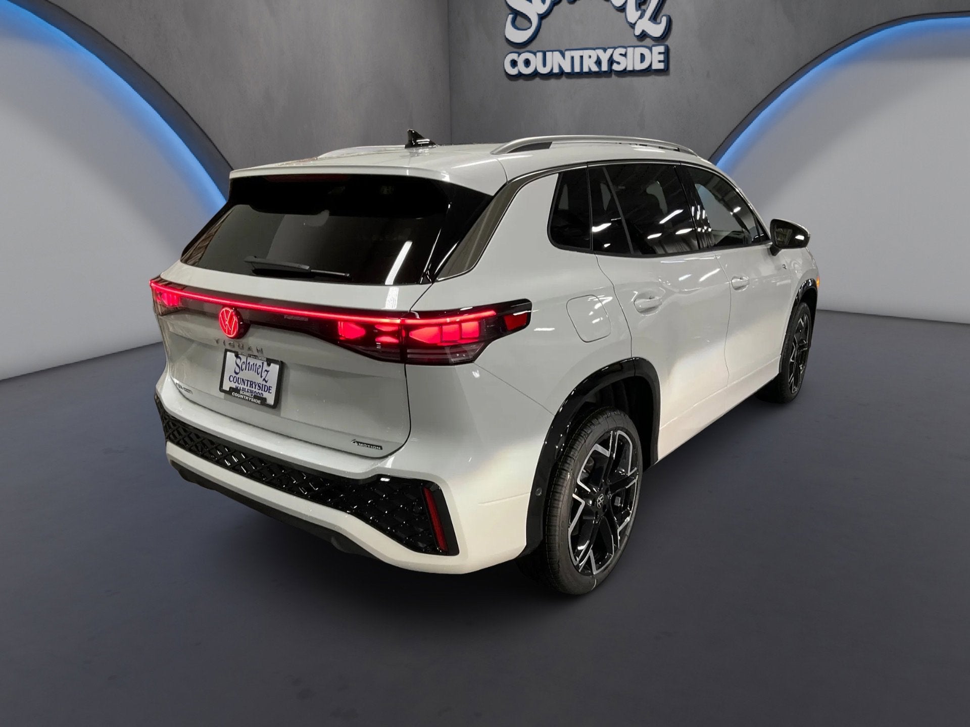 2026 Volkswagen Tiguan SEL R-Line Turbo