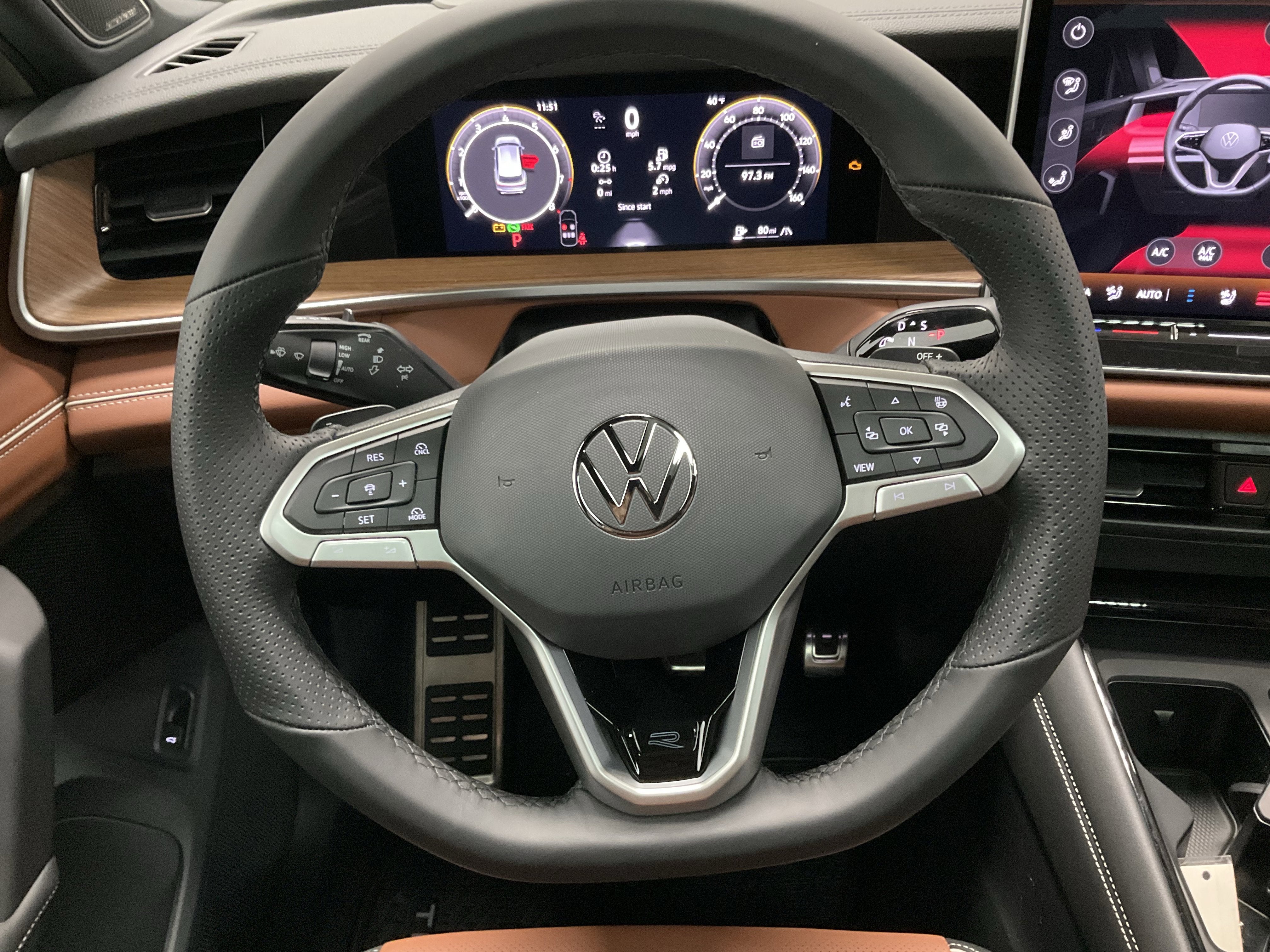 2026 Volkswagen Tiguan SEL R-Line Turbo