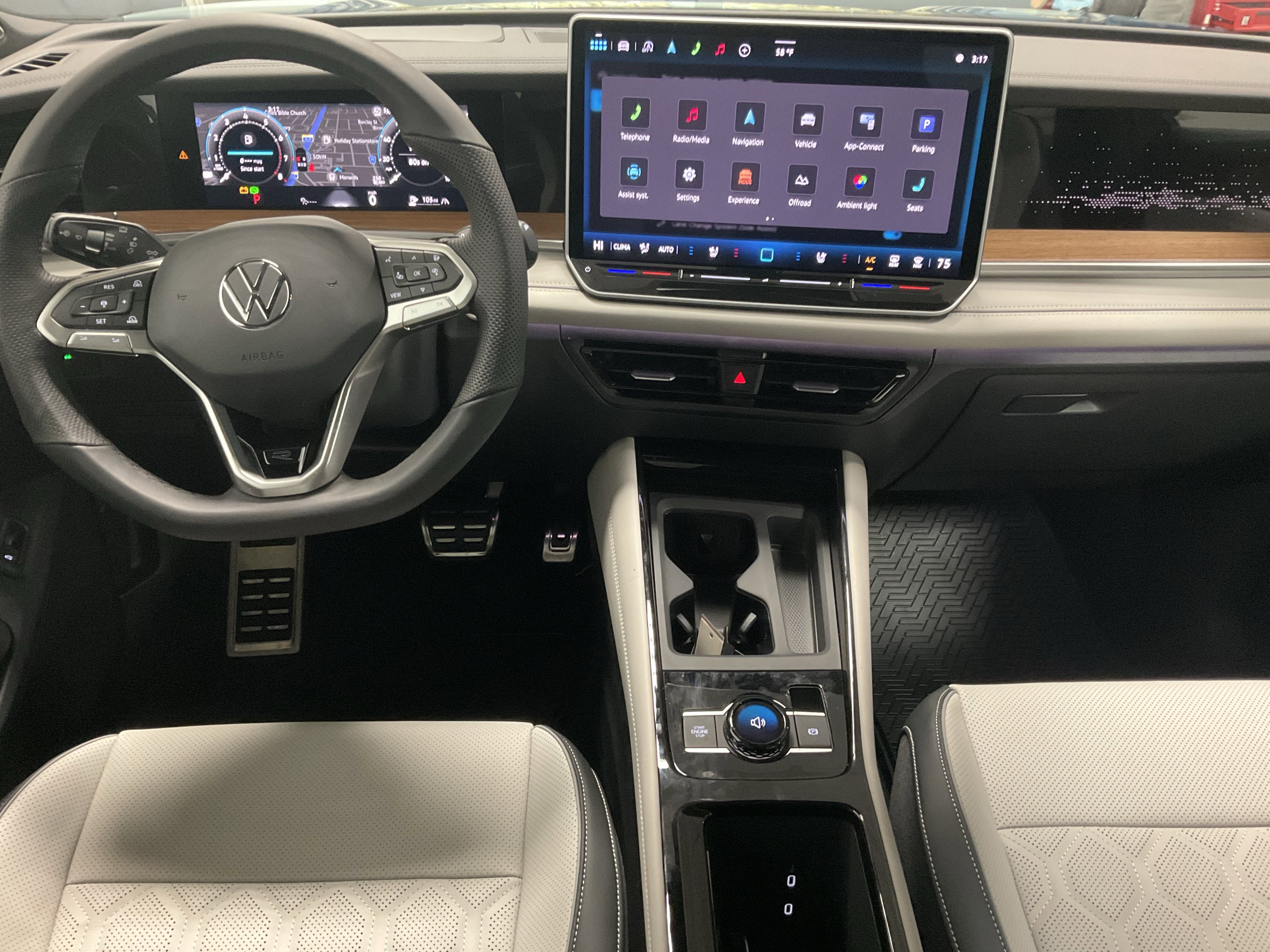 2026 Volkswagen Tiguan SEL R-Line Turbo