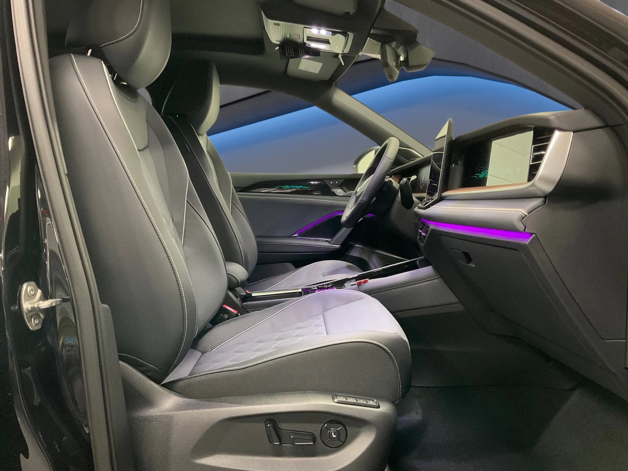 2026 Volkswagen Tiguan SEL R-Line Turbo