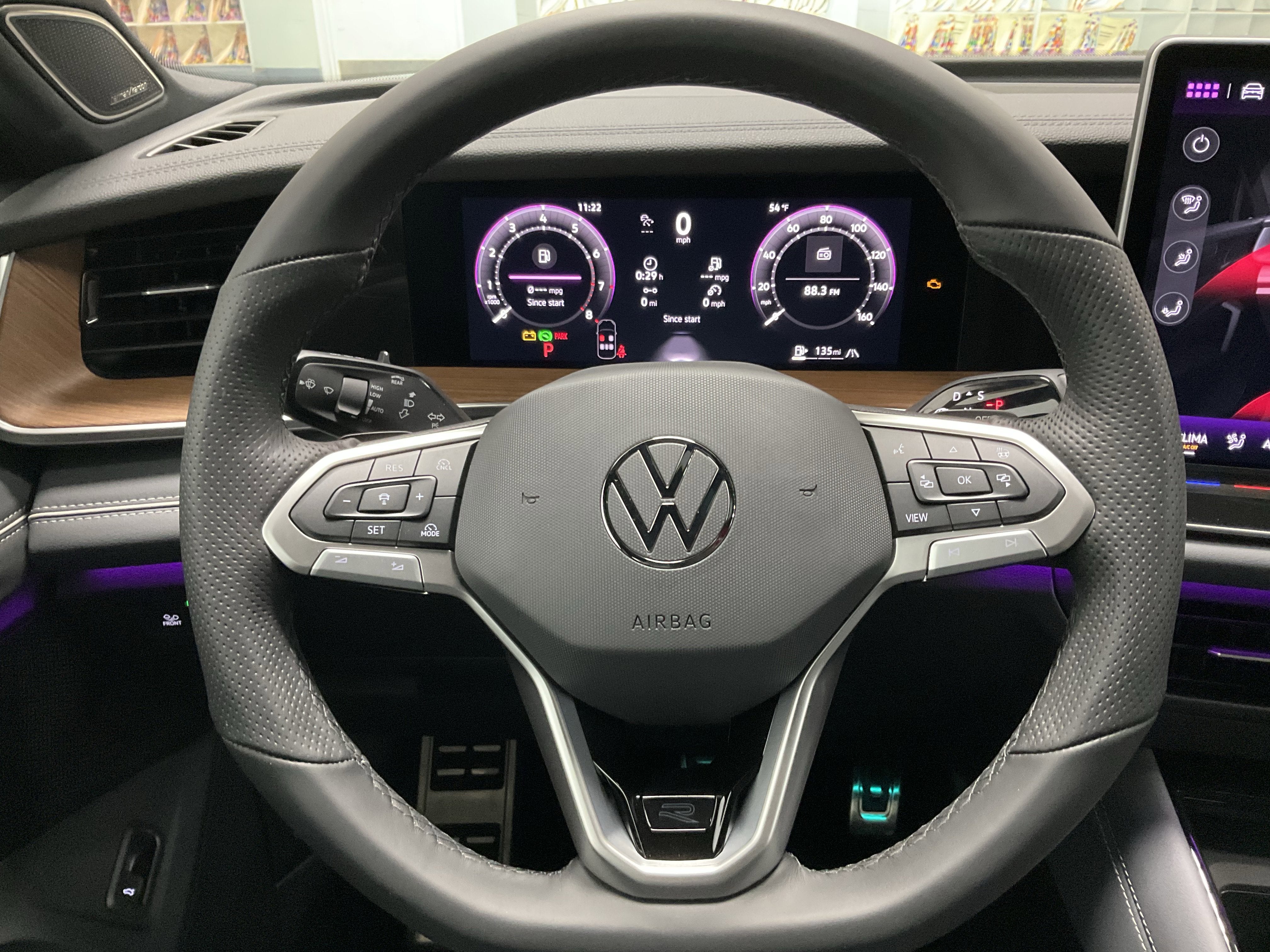 2026 Volkswagen Tiguan SEL R-Line Turbo