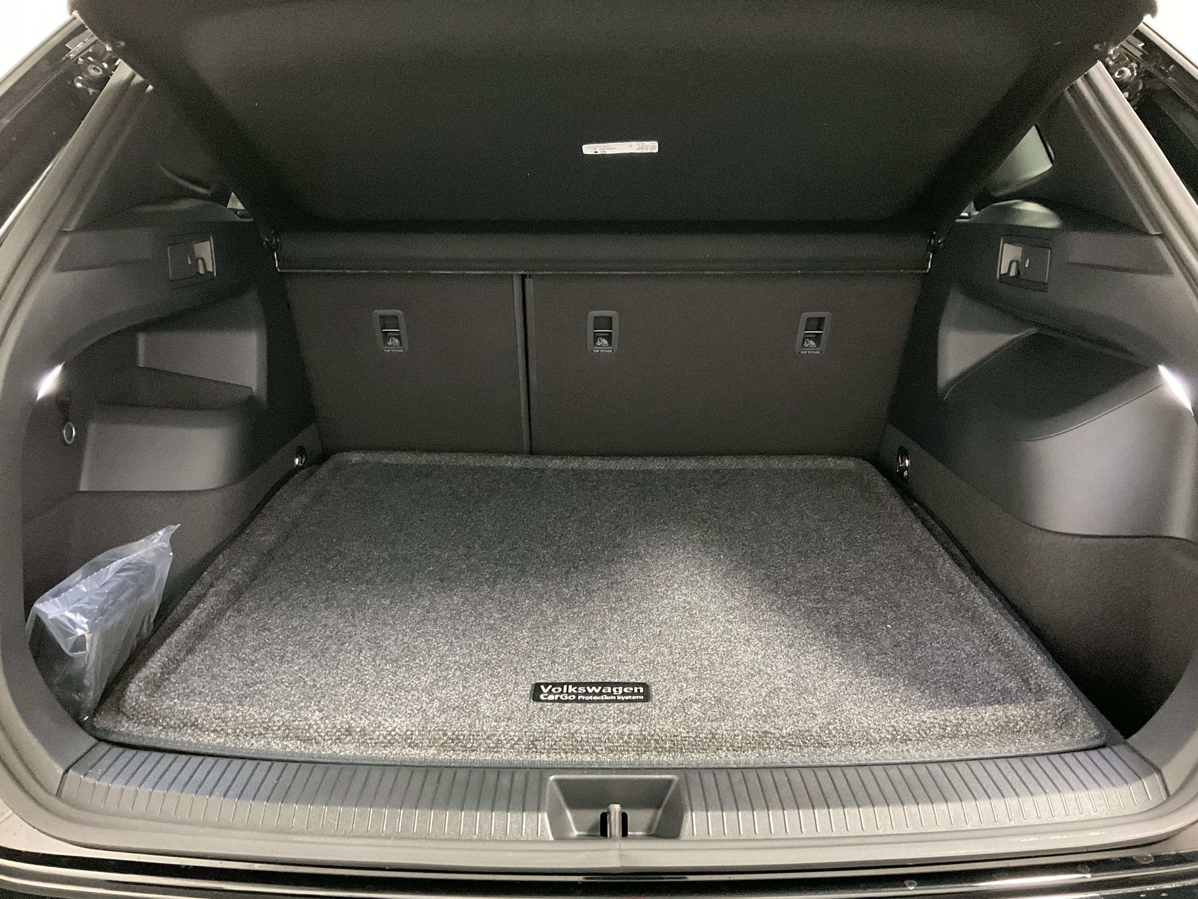 2026 Volkswagen Tiguan SEL R-Line Turbo