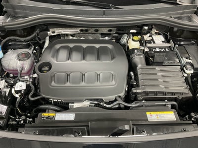 2026 Volkswagen Tiguan SEL R-Line Turbo