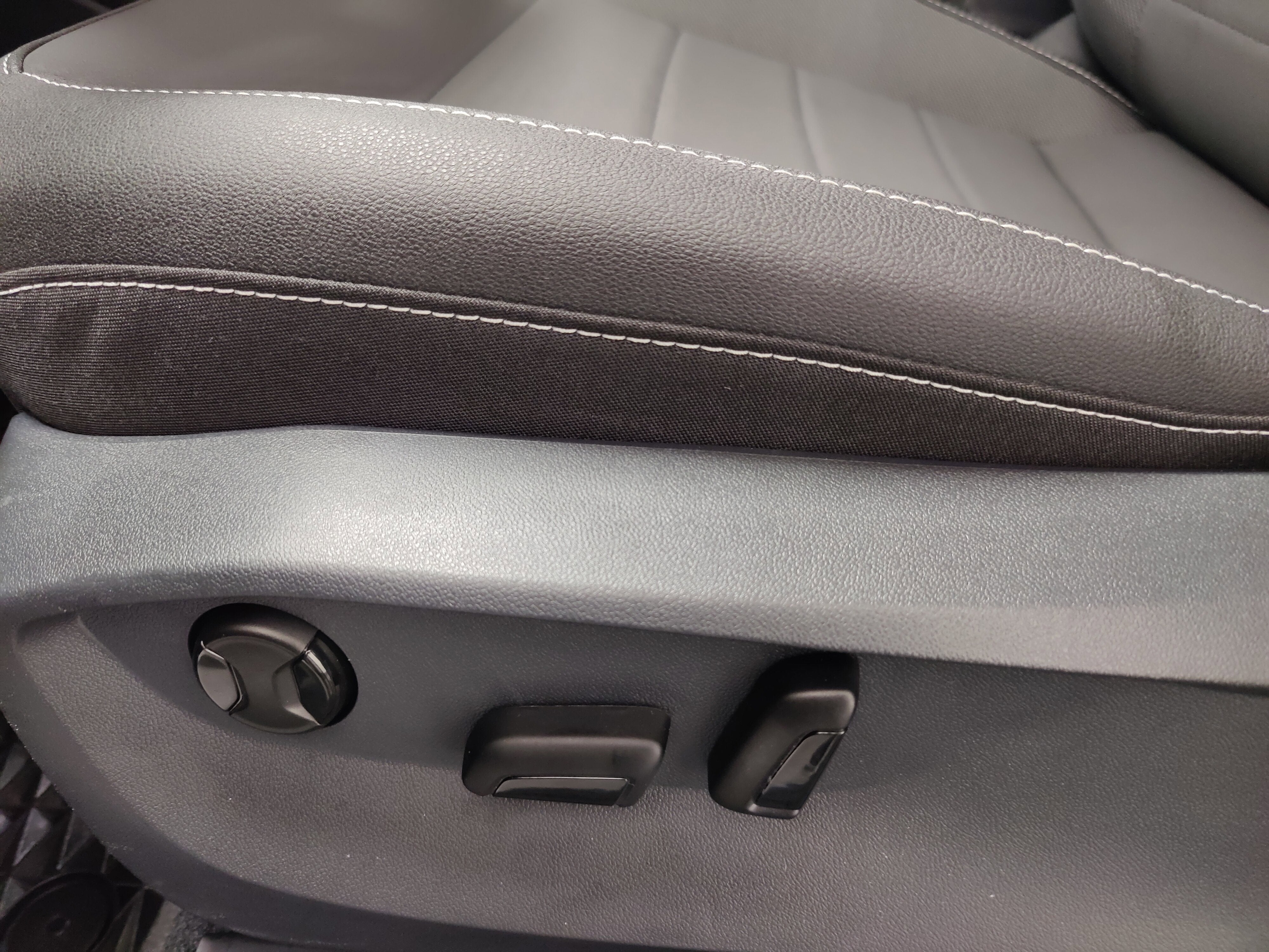 2024 Volkswagen Taos SE 4-Motion AWD