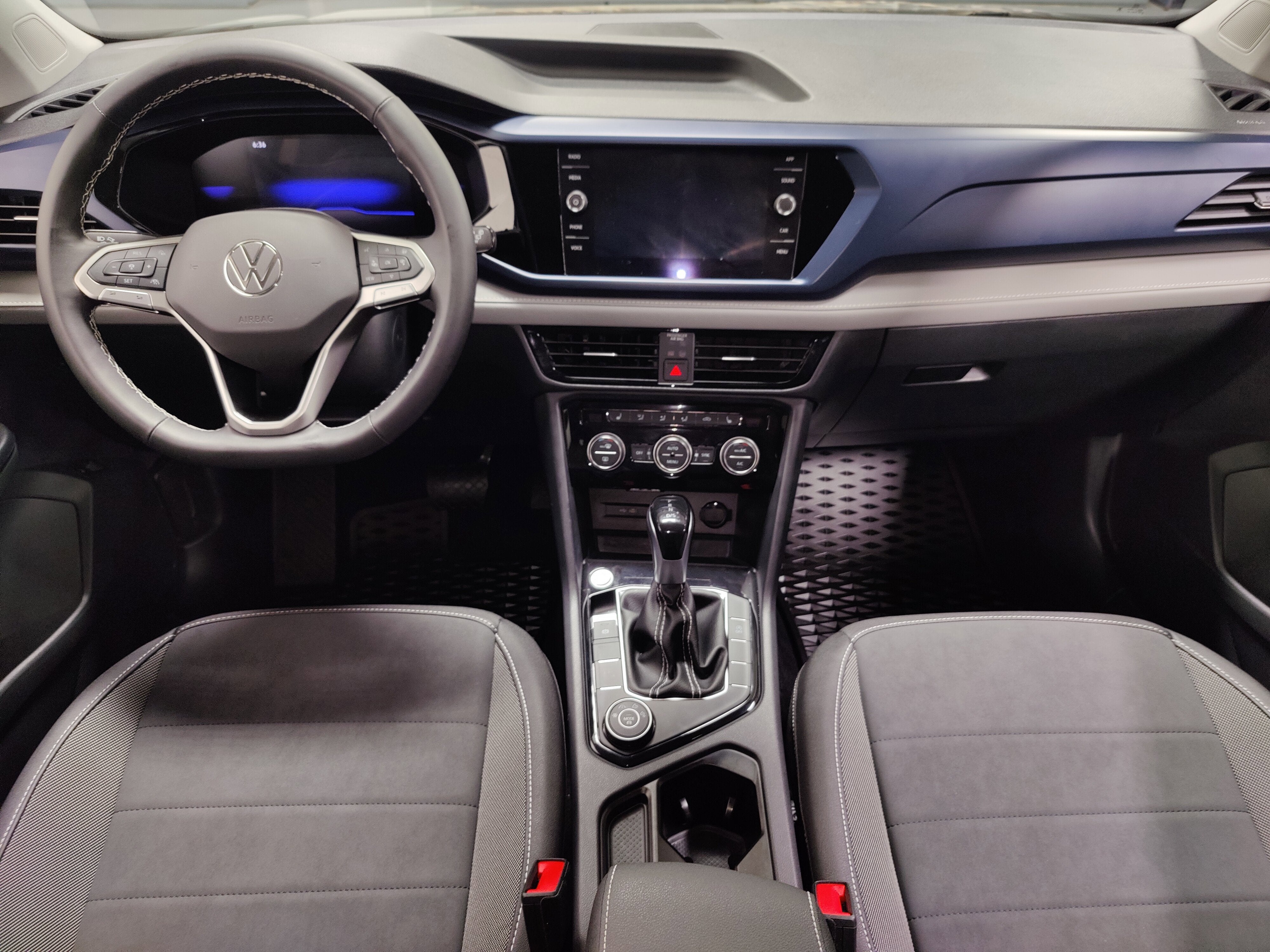 2024 Volkswagen Taos SE 4-Motion AWD