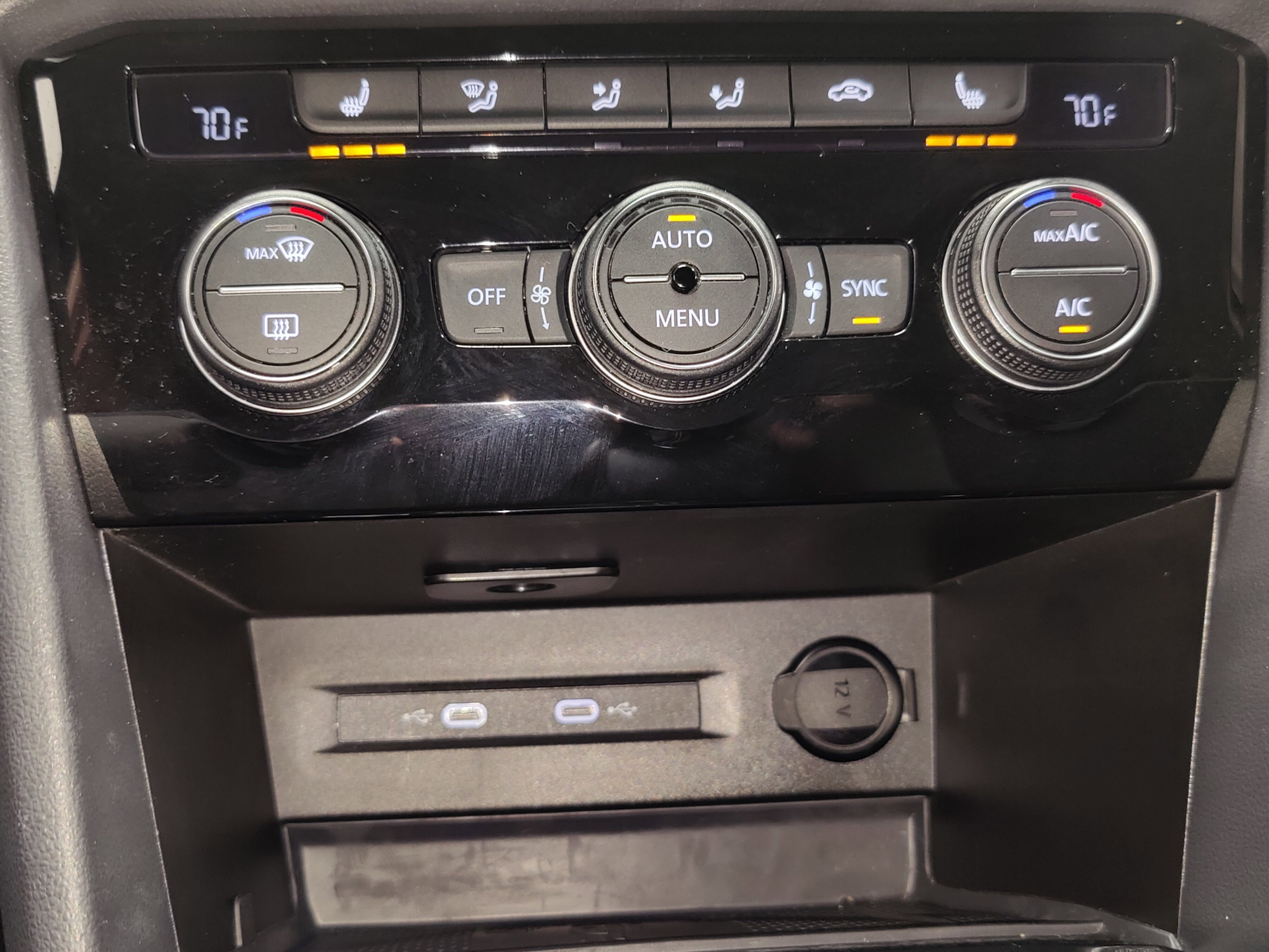 2024 Volkswagen Taos SE 4-Motion AWD