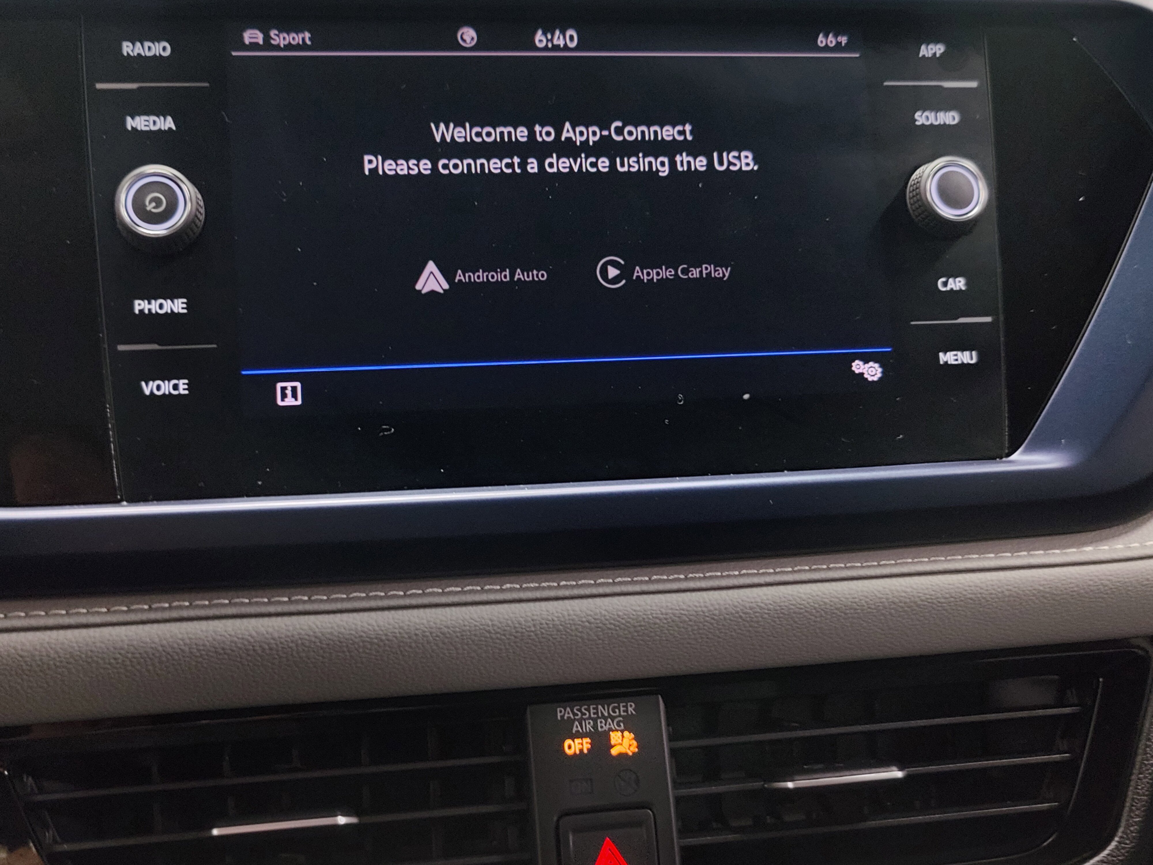 2024 Volkswagen Taos SE 4-Motion AWD