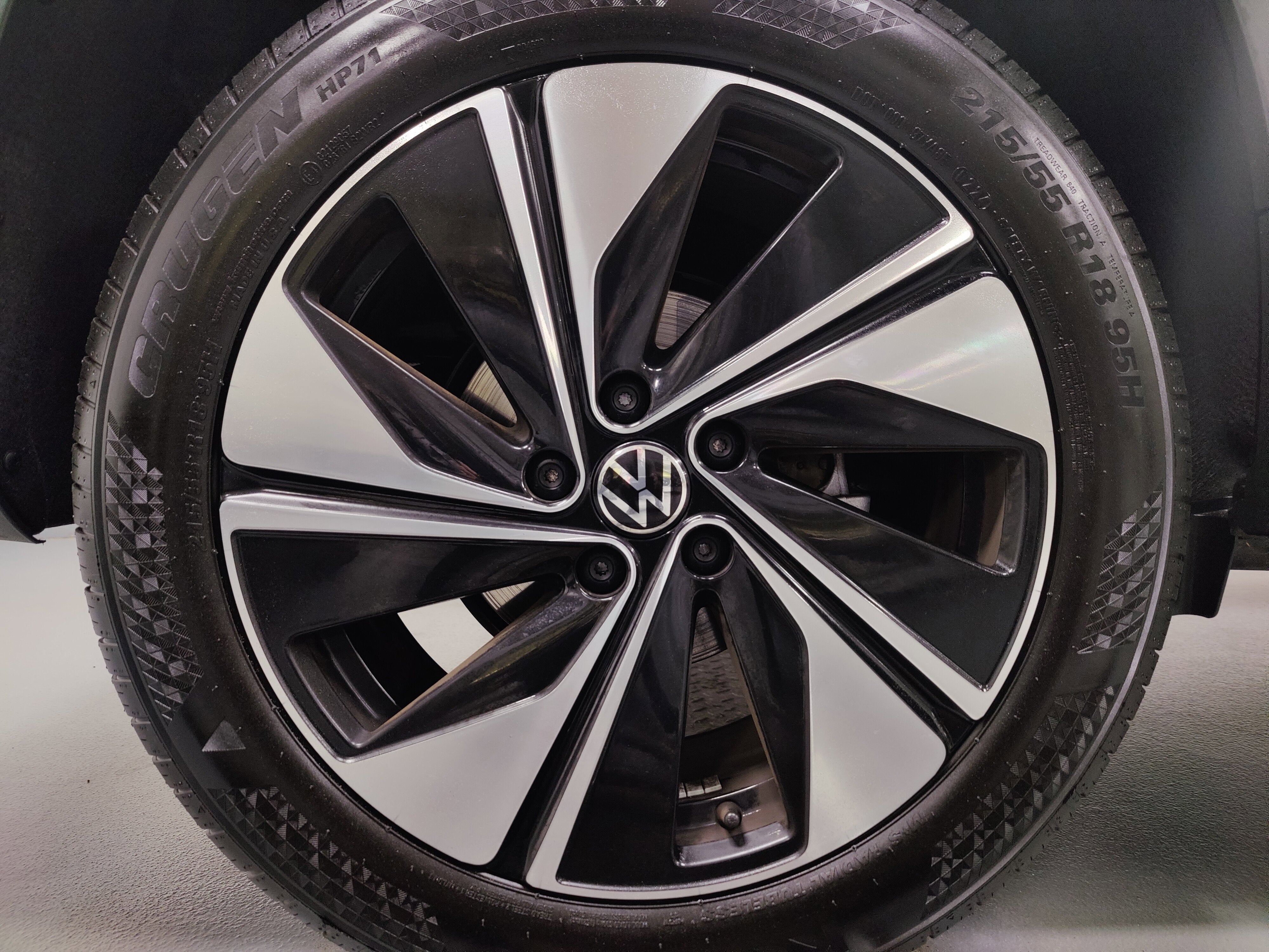 2024 Volkswagen Taos SE 4-Motion AWD