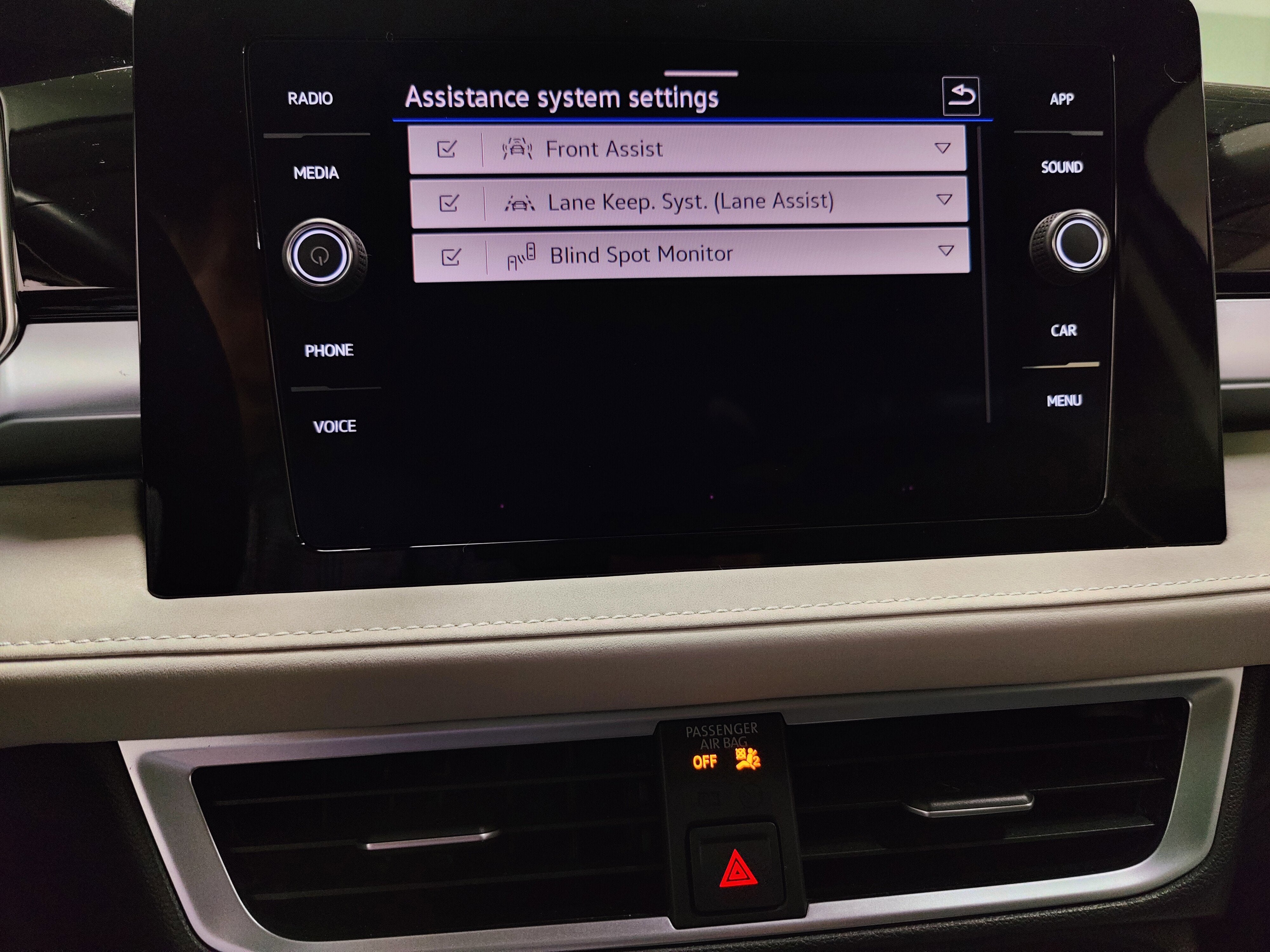 2025 Volkswagen Taos SE AWD w/Sunroof