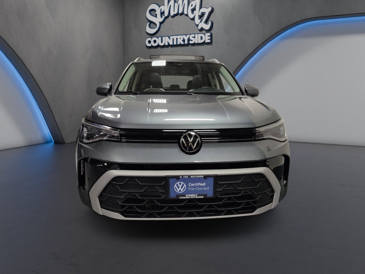 Certified 2025 Volkswagen Taos SE with VIN 3VVVC7B21SM082908 for sale in Maplewood, Minnesota
