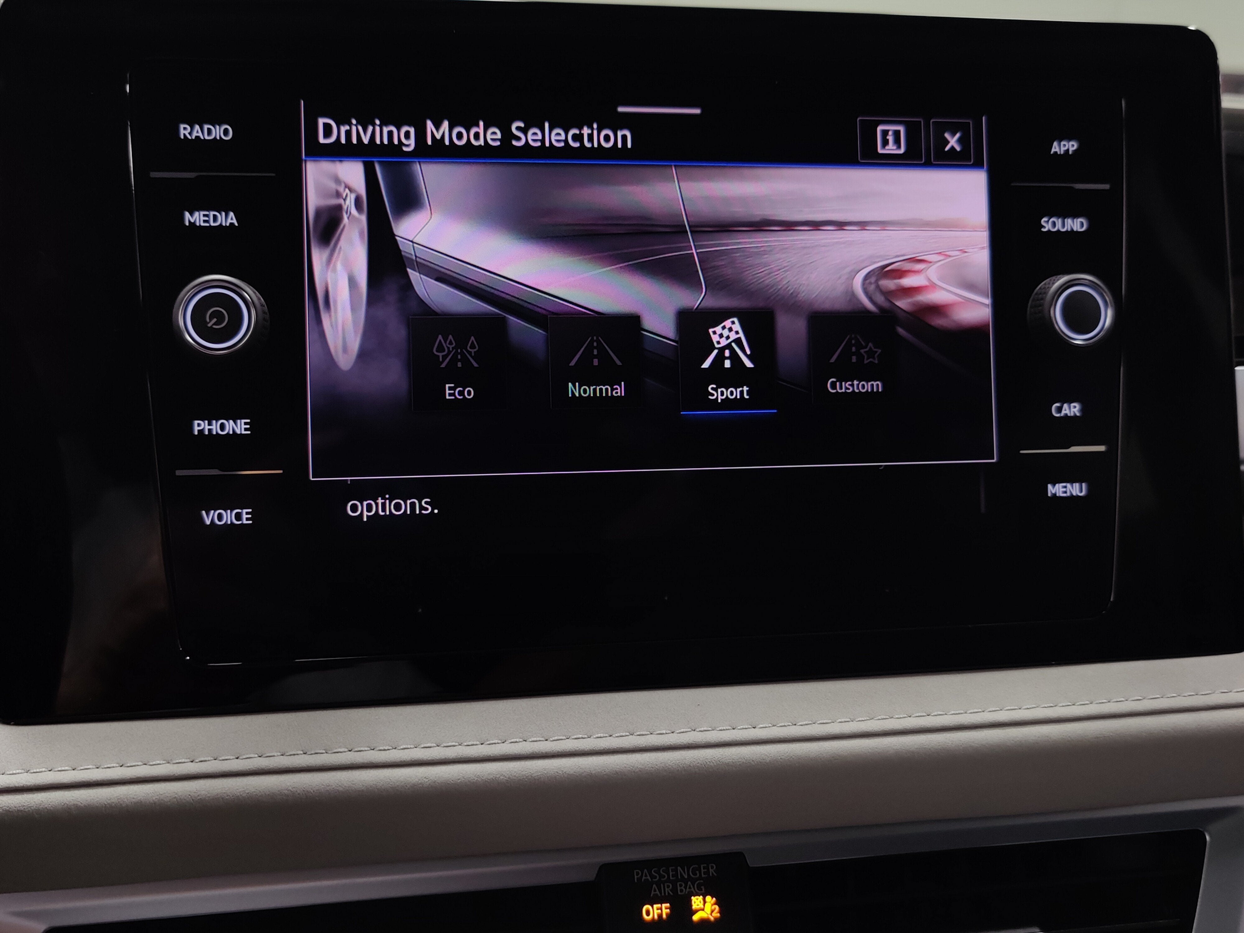 2025 Volkswagen Taos SE AWD w/Sunroof