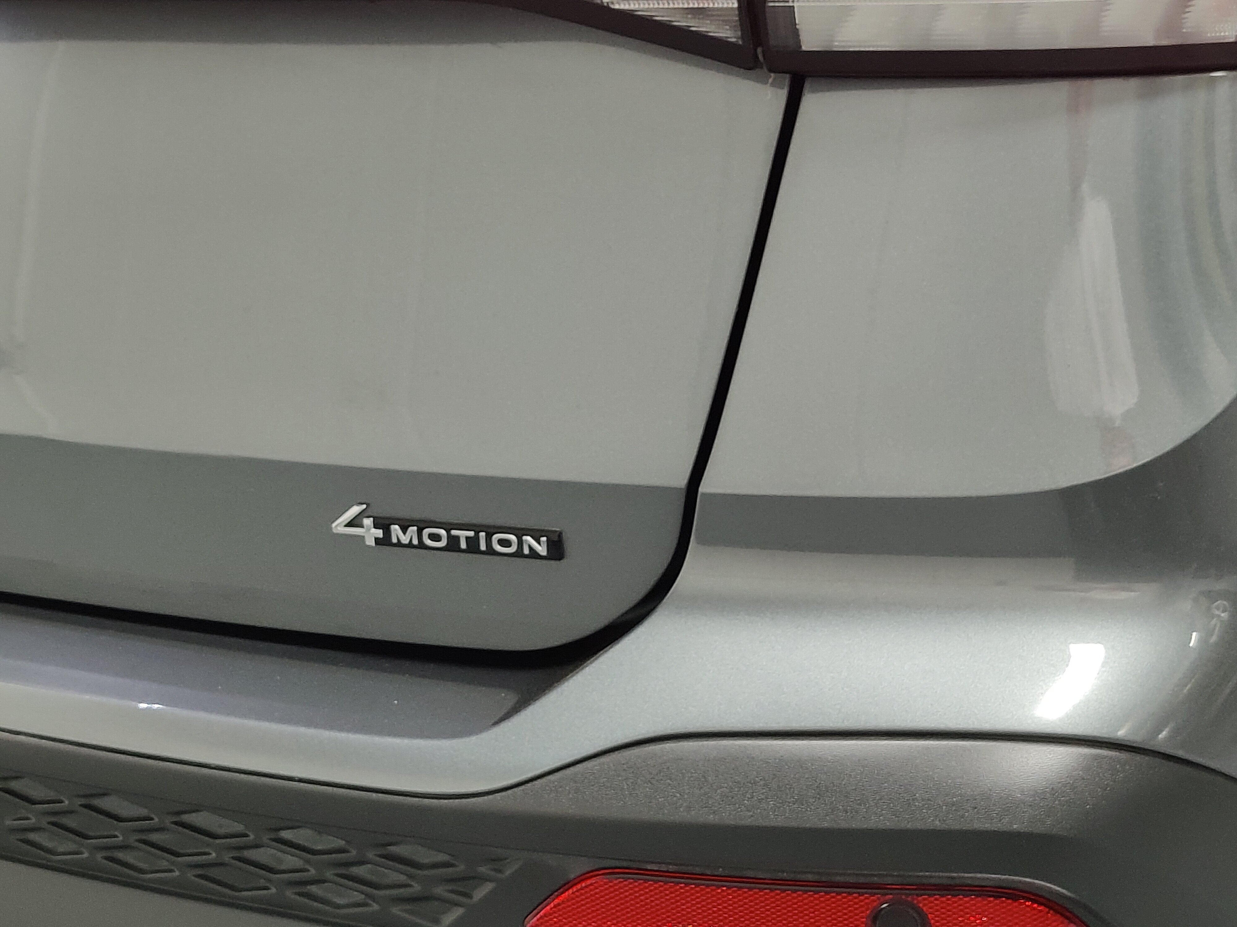 2025 Volkswagen Taos SE AWD w/Sunroof