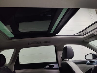 2025 Volkswagen Taos SE AWD w/Sunroof