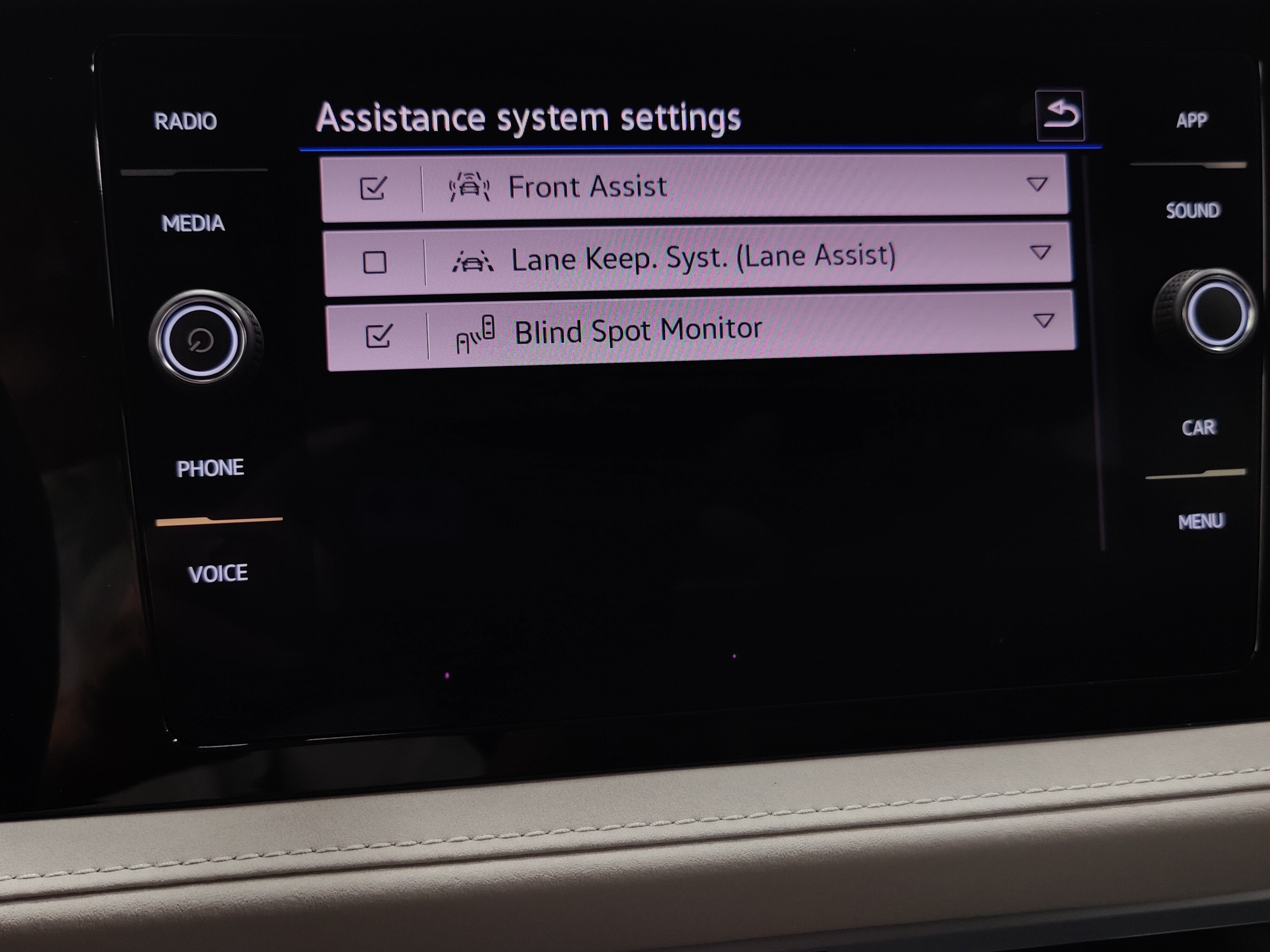 2025 Volkswagen Taos SE AWD w/Sunroof