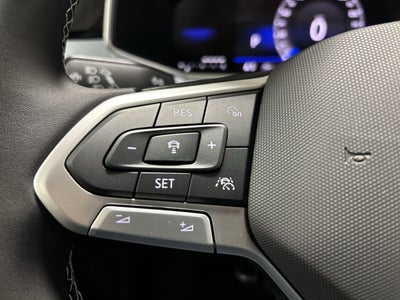 2025 Volkswagen Taos SE