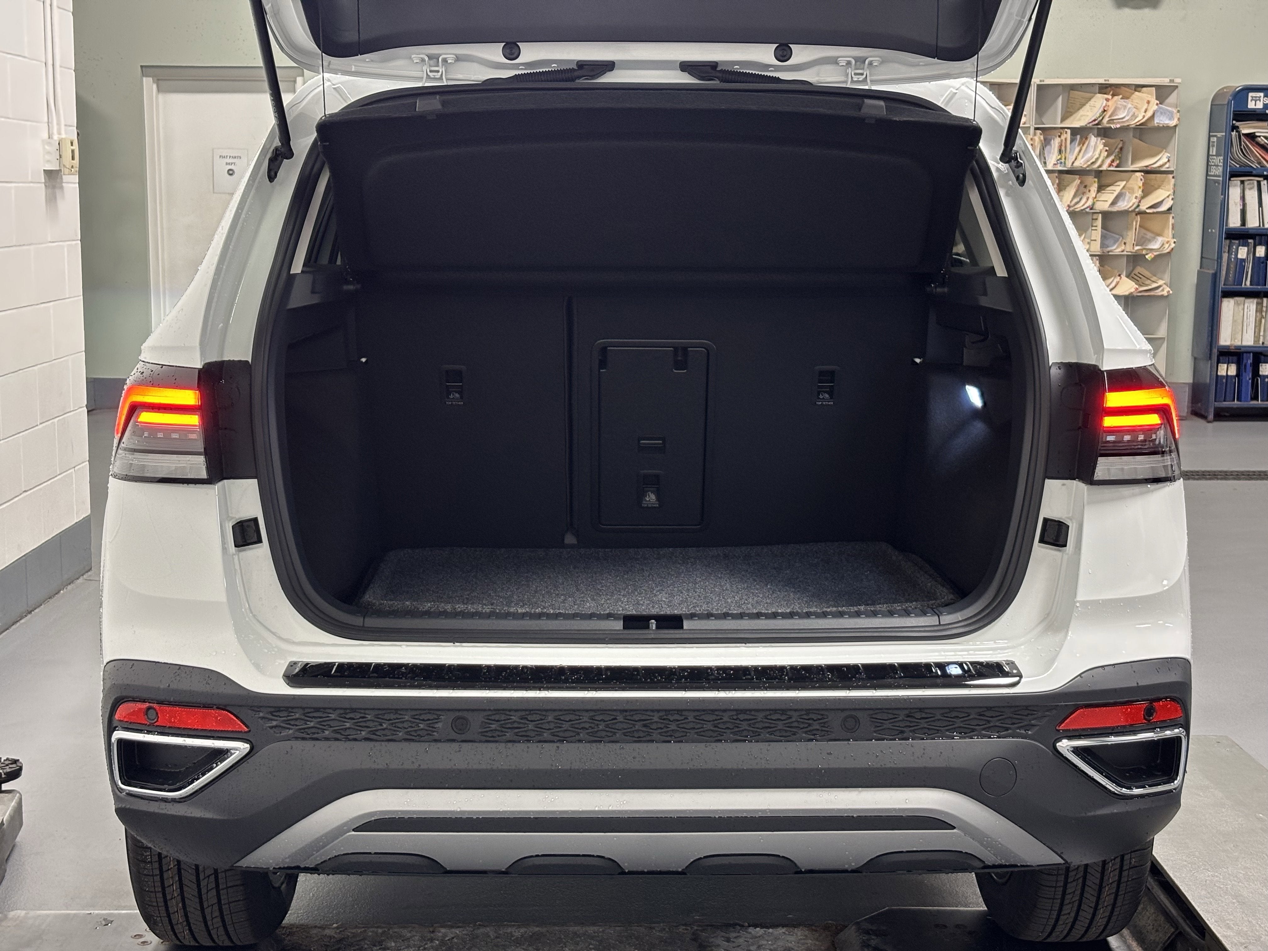 2025 Volkswagen Taos SE