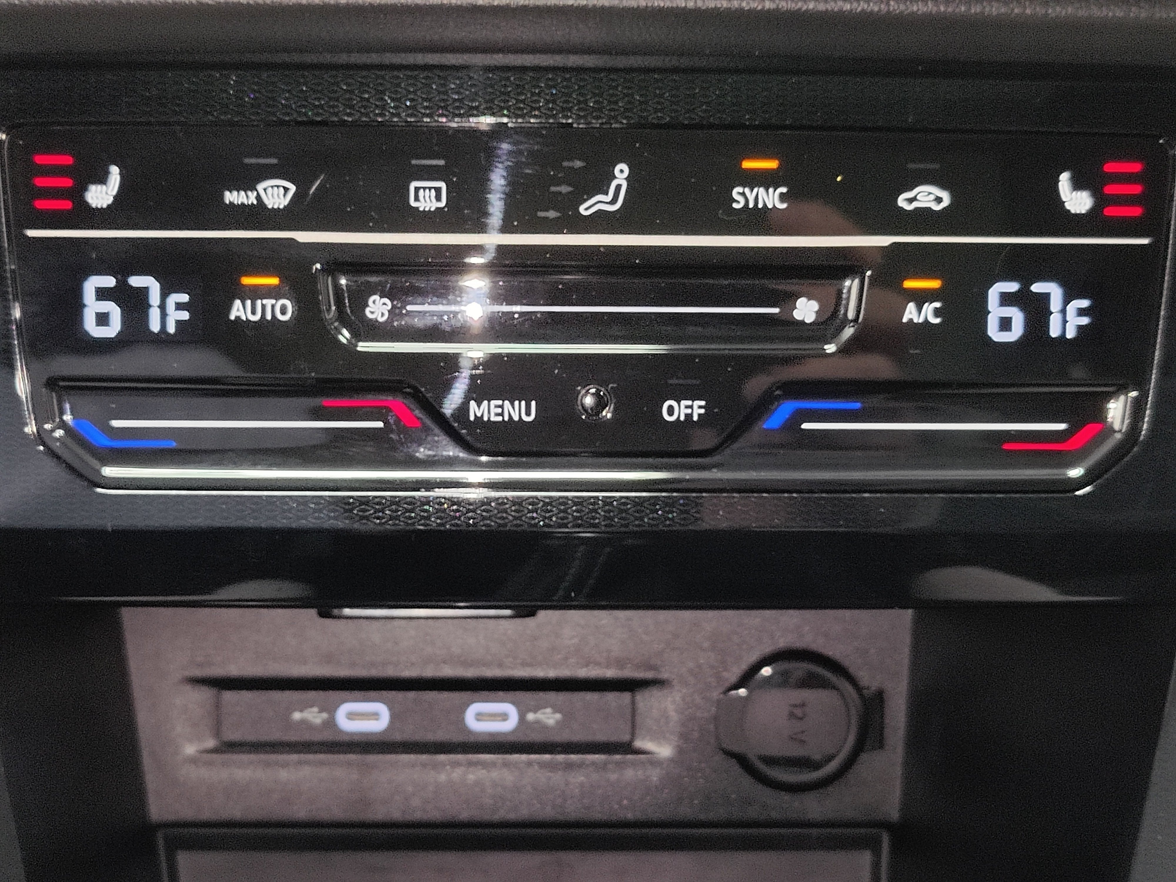2025 Volkswagen Taos SE AWD w/Sunroof