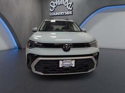 2025 Volkswagen Taos SE AWD w/Sunroof