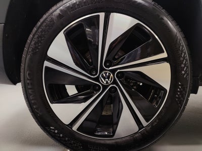 2025 Volkswagen Taos SE AWD w/Sunroof