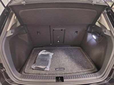 2025 Volkswagen Taos SE AWD w/Sunroof