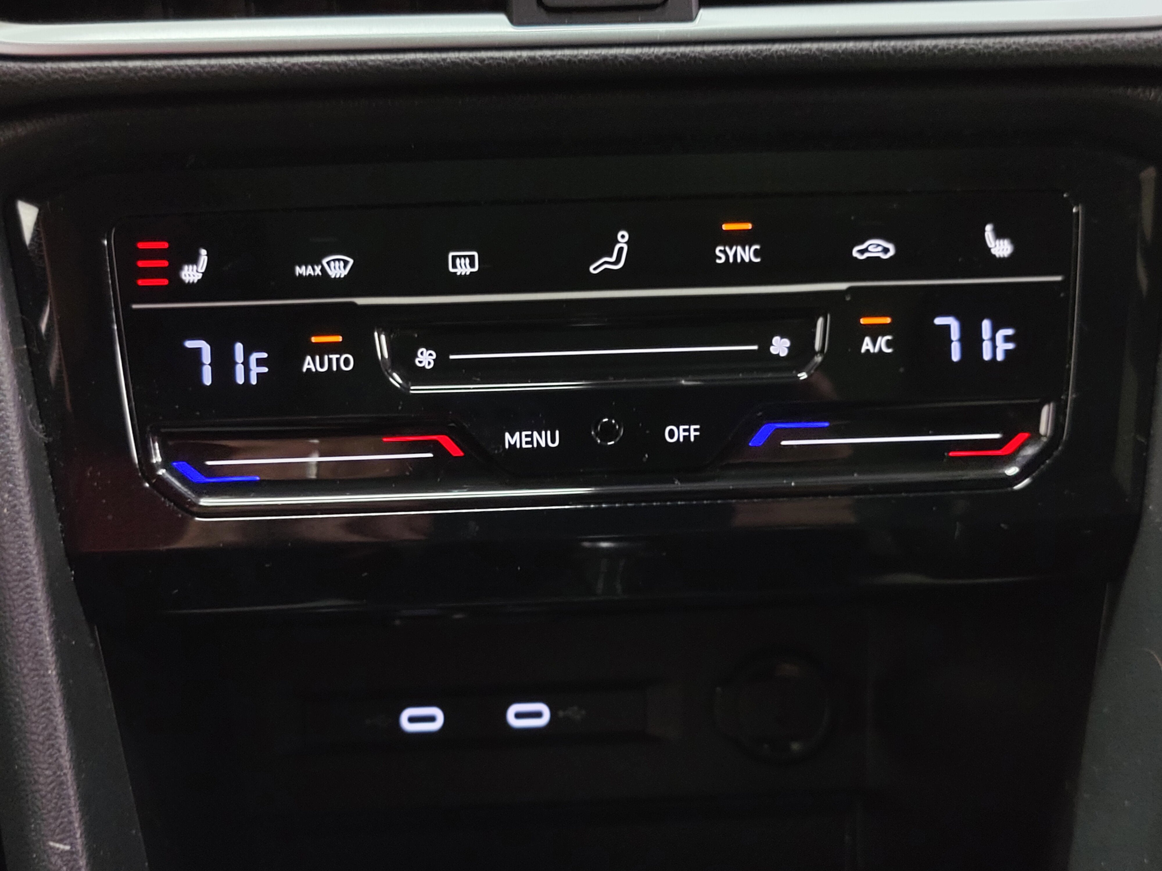 2025 Volkswagen Taos SE AWD w/Sunroof