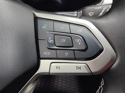 2025 Volkswagen Taos SE AWD w/Sunroof