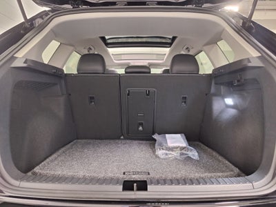 2025 Volkswagen Taos SE AWD w/Sunroof
