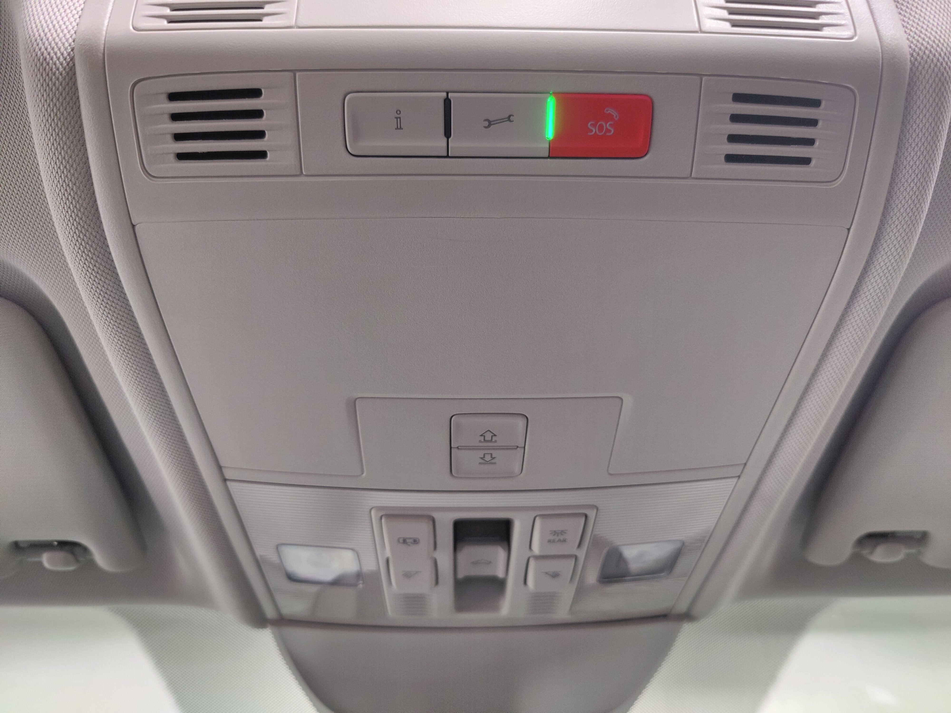 2025 Volkswagen Taos SE AWD w/Sunroof