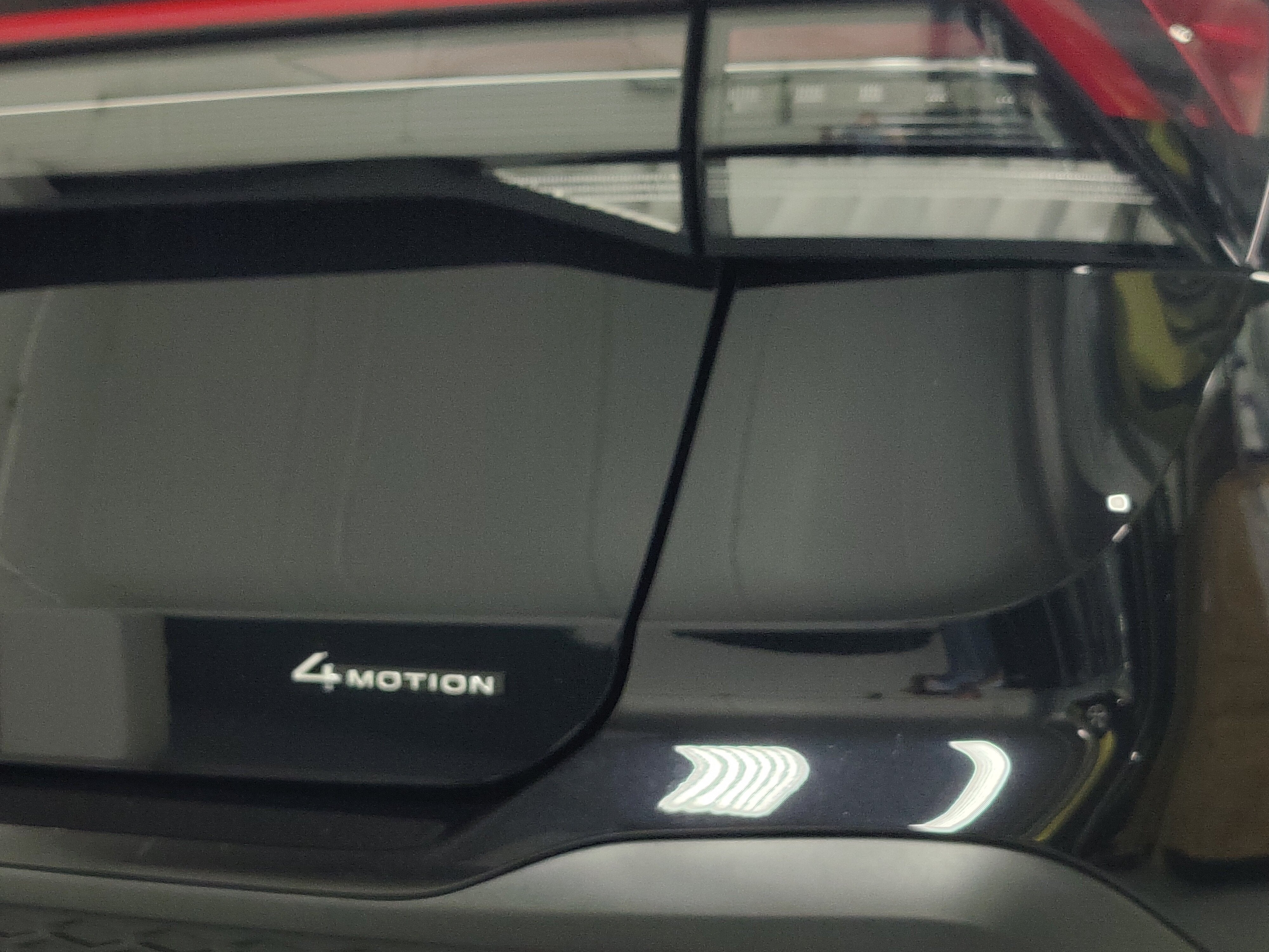 2025 Volkswagen Taos SE AWD w/Sunroof