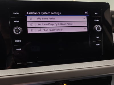 2025 Volkswagen Taos SE AWD w/Sunroof