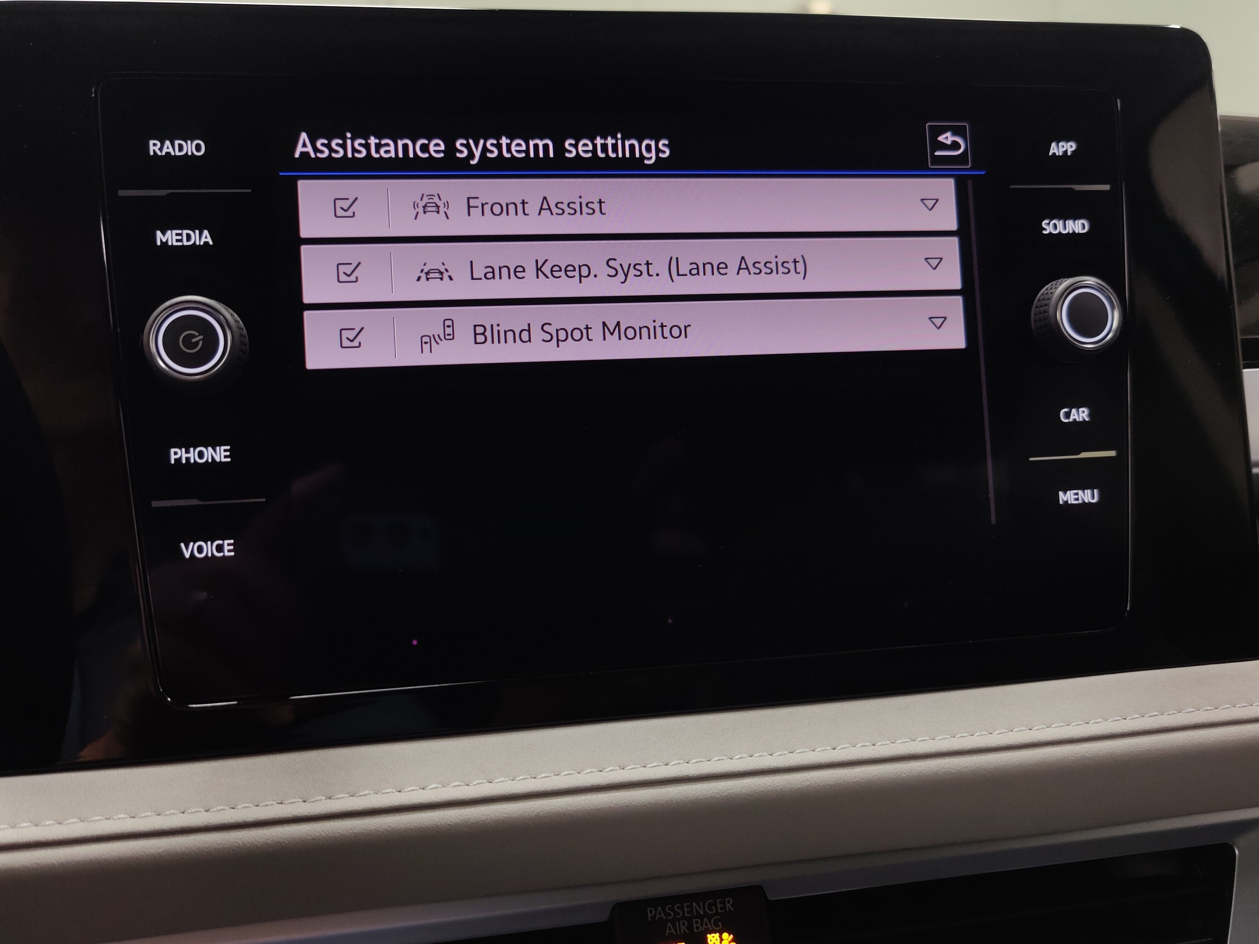 2025 Volkswagen Taos SE AWD w/Sunroof