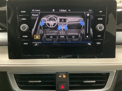 2026 Volkswagen Taos SE