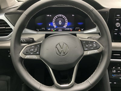 2026 Volkswagen Taos SE