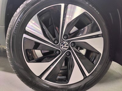 2025 Volkswagen Taos SE AWD w/Sunroof