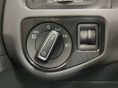 2017 Volkswagen Golf GTI Autobahn w/Performance Pkg/DCC/Sunroof